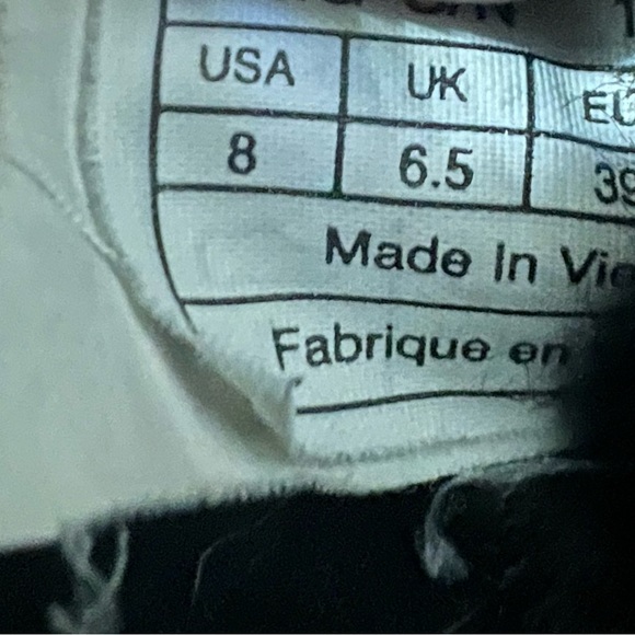 Bailey Button Ugg Boot - Picture 5 of 5